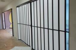 赤峰開門紅門簾廠家電話號(hào)碼