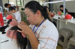 赤峰假發(fā)加工廠電話號(hào)碼多少