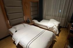 赤峰市賓館電話號碼多少號