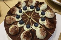 赤峰市區(qū)藝術(shù)蛋糕店電話號碼