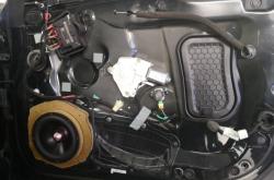 赤峰汽車頂棚煙洞修補(bǔ)電話號碼