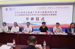 赤峰哆咪服裝店電話地址查詢