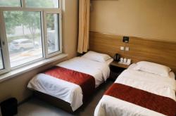 赤峰網(wǎng)紅搬水泥電話號碼是多少