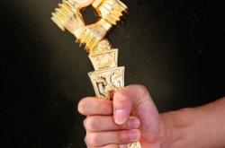 赤峰獎(jiǎng)杯定制電話號碼是多少號