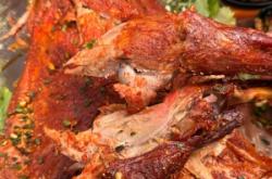 赤峰烤全羊飯店位置