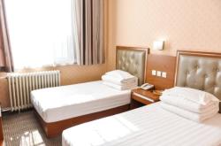 赤峰清真農(nóng)家樂(lè)電話(huà)多少號(hào)