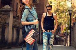 赤峰情侶寫真照團(tuán)購電話號碼