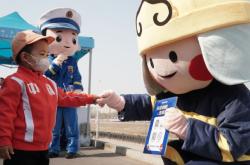 赤峰萬人商廈電話地址查詢