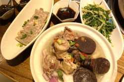 赤峰紅山萬(wàn)達(dá)飲品店電話號(hào)碼