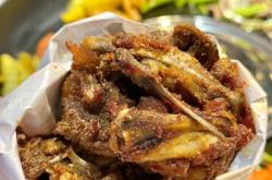 赤峰特色炸雞架店電話多少號