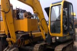 赤峰挖機鉆孔師傅電話號碼查詢