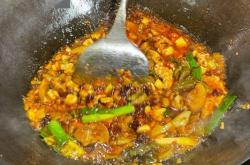 赤峰賣酒地?cái)傇谀睦锇‰娫捥?hào)碼