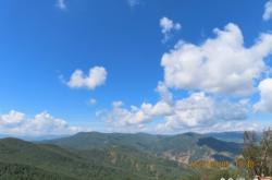 赤峰回寧城旅游團電話號碼是多少