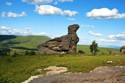 赤峰市貢格爾大街電話號(hào)碼