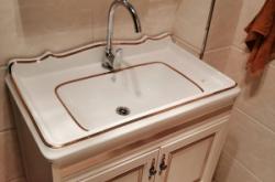 赤峰安裝電視柜師傅電話號碼