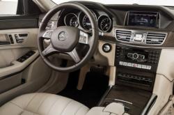 赤峰奔馳車專修店電話號(hào)碼