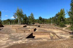 赤峰市地質(zhì)二中全名