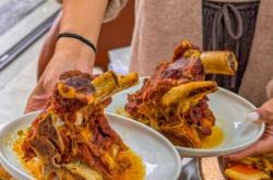 赤峰牛骨頭面館地址電話號碼