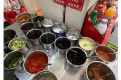 赤峰六婆串串火鍋電話多少號(hào)