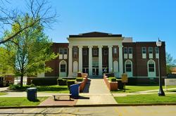 赤峰荷馬實(shí)驗(yàn)學(xué)校招生電話號(hào)碼