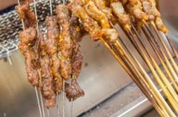 赤峰小夫妻地?cái)偀倦娫捥?hào)碼