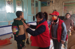 赤峰六分地村書記