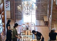 赤峰直發(fā)面包店電話號碼