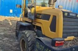 赤峰附近賣小鏟車的電話號碼