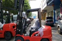 赤峰市林東叉車出租電話號碼