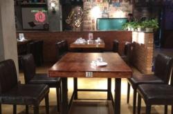 赤峰板娘音樂烤吧電話號碼