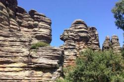 赤峰馬架子旅游景點(diǎn)電話(huà)號(hào)碼