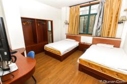 赤峰同心酒店地址查詢電話號碼