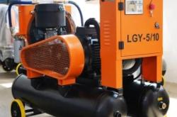 赤峰開山空壓機(jī)