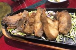 赤峰烤羊腿工廠電話多少號