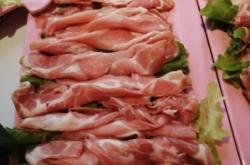 赤峰牛骨餐館電話多少啊