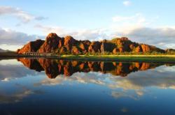 赤峰昭達(dá)路宏興酒店電話號(hào)碼