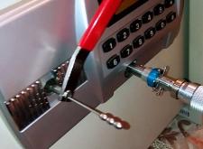 赤峰保險柜定做電話地址查詢