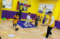 赤峰南鑫少兒運(yùn)動(dòng)館電話號(hào)碼