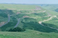 赤峰教練租車電話地址是多少號