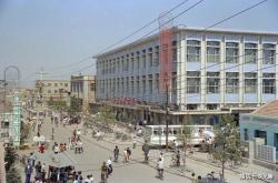 赤峰百貨尾貨倉電話號碼