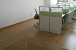 赤峰地板施工隊電話號碼