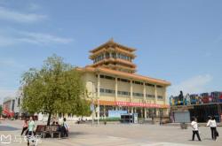 赤峰美術(shù)館廣場(chǎng)地址電話號(hào)碼