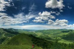 赤峰上行魔毯廠地址電話號碼