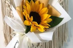 赤峰月亮船花店電話多少號