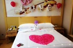 赤峰萬悅情侶酒店電話號碼多少