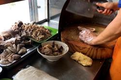 赤峰美食雞鴨店電話多少號