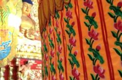 赤峰寶峰禪寺齋飯店電話多少