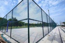 赤峰球場護(hù)欄廠家電話號(hào)碼