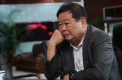 赤峰鋼鐵街福耀玻璃電話號(hào)碼