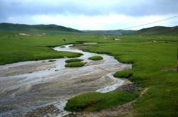 內蒙赤峰鈣石廠家電話號碼